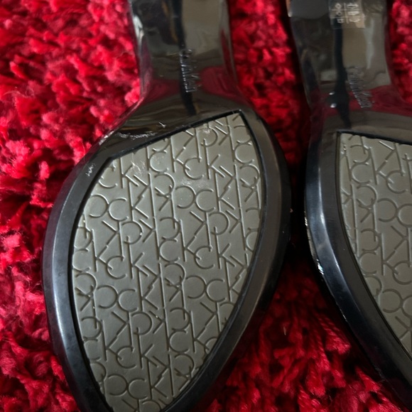 Calvin Klein heels/ sandals - Picture 5 of 6